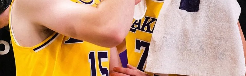 kaiyun体育app-比赛太精彩！湖人社媒回顾昨日东契奇与队友庆祝胜利的瞬间