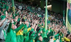 开云体育-持续火爆！国安vs浙江队共有42350名球迷现场观战