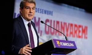 世体：巴萨还未满足财政公平法案要求，他们相信可以达成