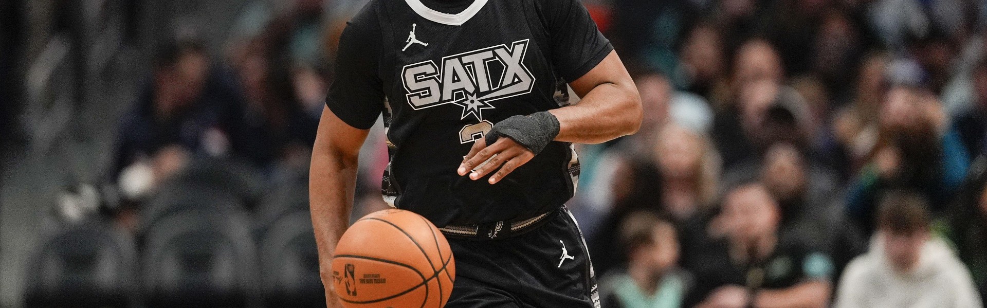 记者：雄鹿有意保罗以提升后场深度 但普遍预计他会去太阳或快船