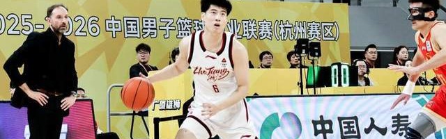 kaiyun体育app-砍27分+7记三分！国手后卫打法堪比CBA小外援，率队掀翻卫冕冠军