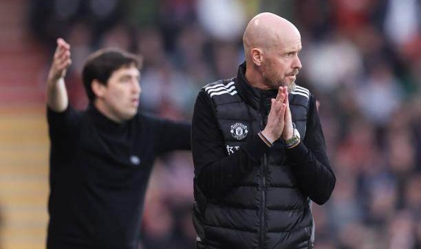 开云入口-滕哈赫回应曼联防守差：有些球员很年轻，缺乏经验