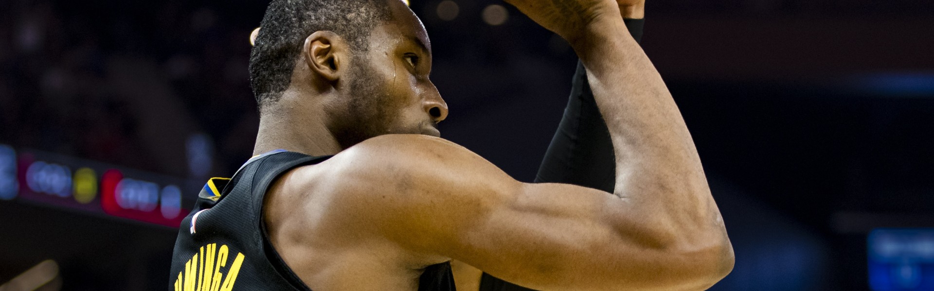 美记：爵士、篮网、黄蜂等队都没有追求库明加的迹象