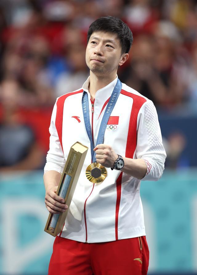 1723627689488078445.jpg 巴黎奥运会丨乒乓球——男团金牌赛:中国队获得冠军++XxjpseC008969_20240810_MVPFN0A001.jpg